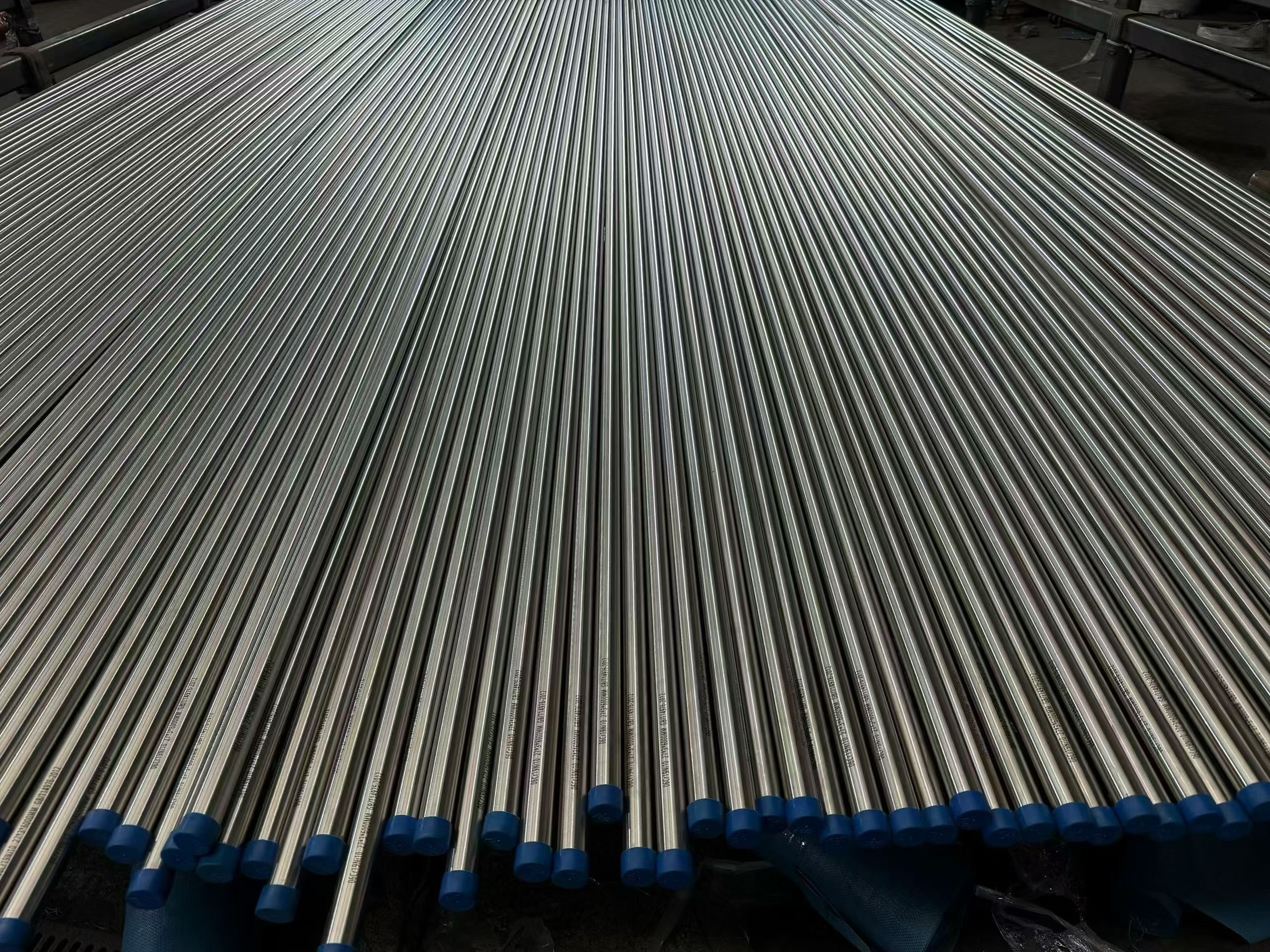 Small-diameter BA grade seamless tubes